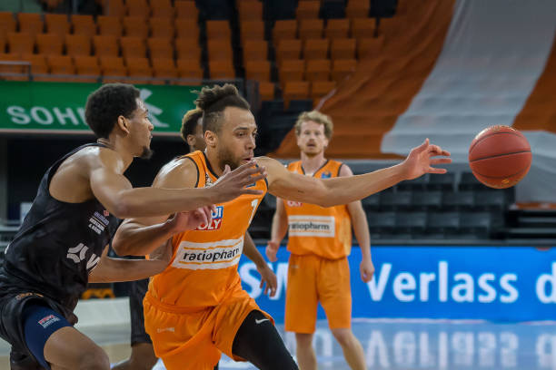 评演变为人 评演变为人