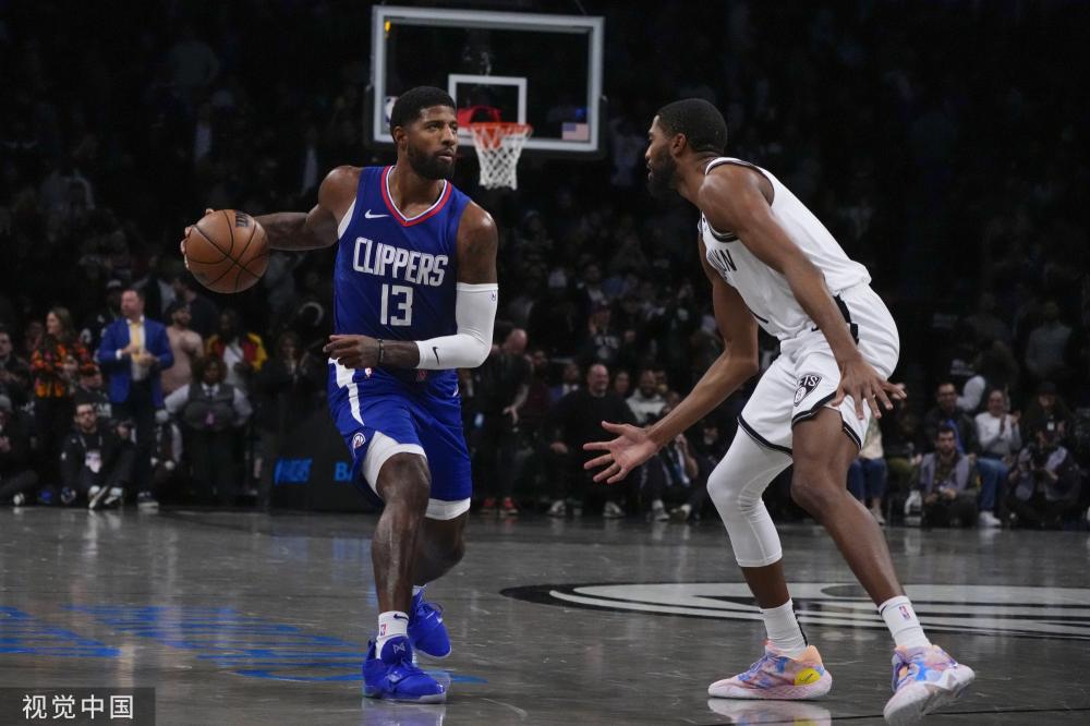 在此背景下 在此背景下