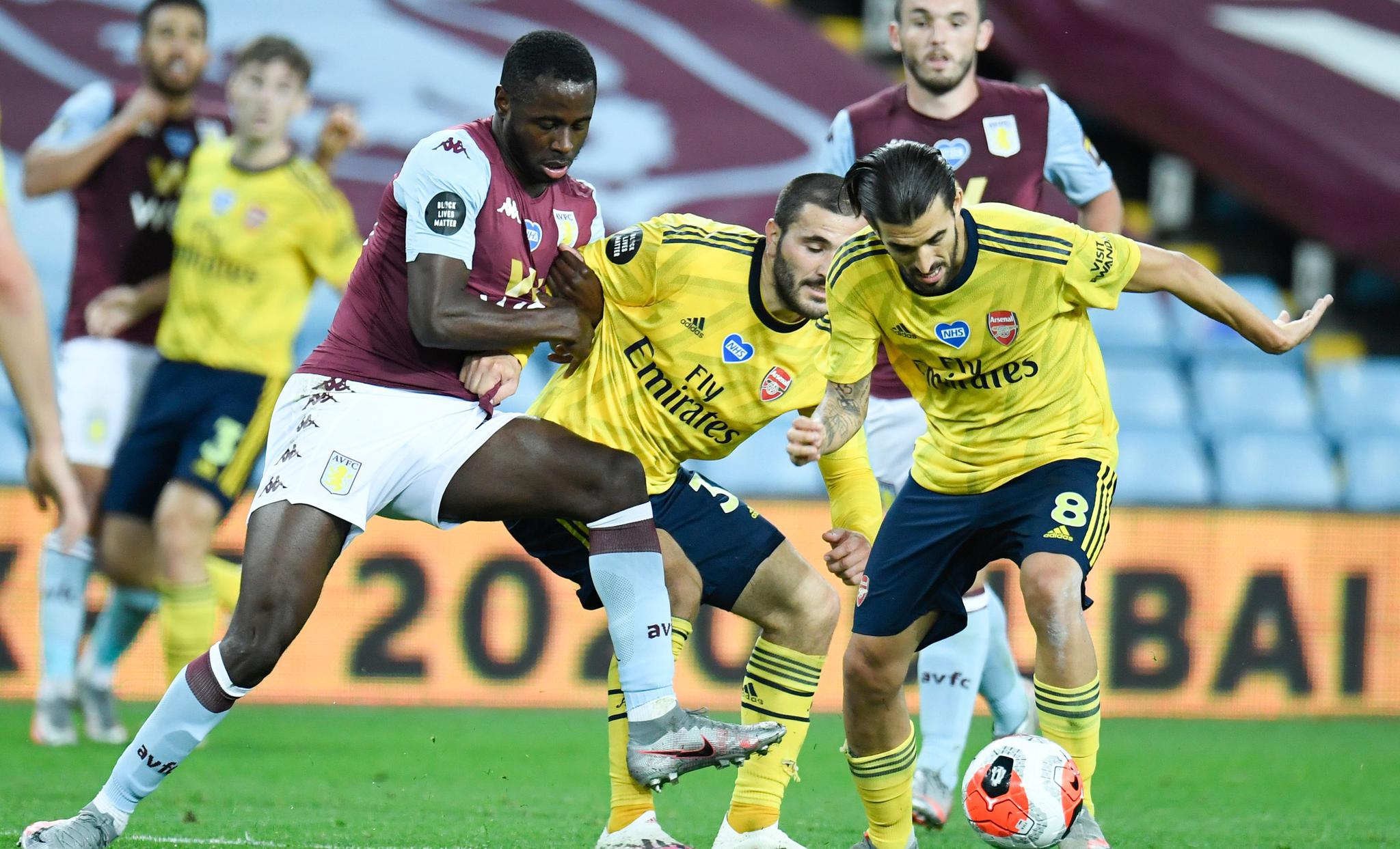 向尤班克斯 向尤班克斯